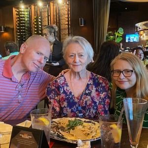 Meet your Posher, Denise